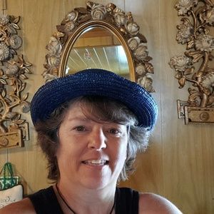 Meet your Posher, Theresa